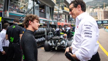Wolff responds to 'not ready' Antonelli with 'stupid' comparison