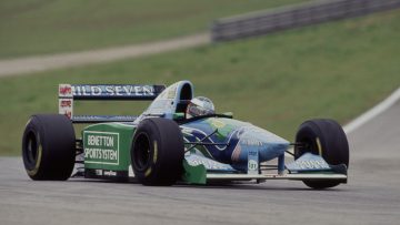 Diskwalificatie Schumacher levert Verstappen podium zonder podium op