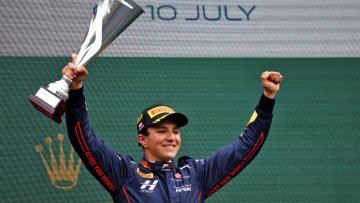 Red Bull-junior kruipt in Mexico achter het stuur voor F1-debuut