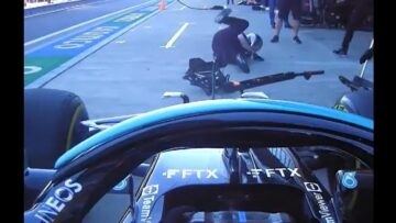 Video: Hamilton knocks over Mercedes mechanic in FP2