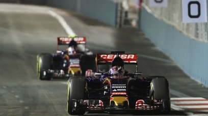 Verstappen Sainz Singapore 2015