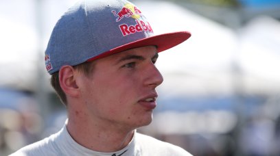 MAX-VERSTAPPEN-F1-Toro-Rosso-2015-RacingNews365