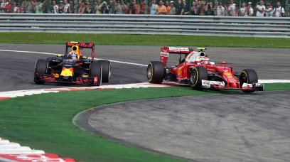 Verstappen Raikkonen Belgium 2016