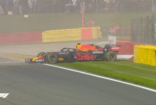 Verstappen FP2 crash Spa