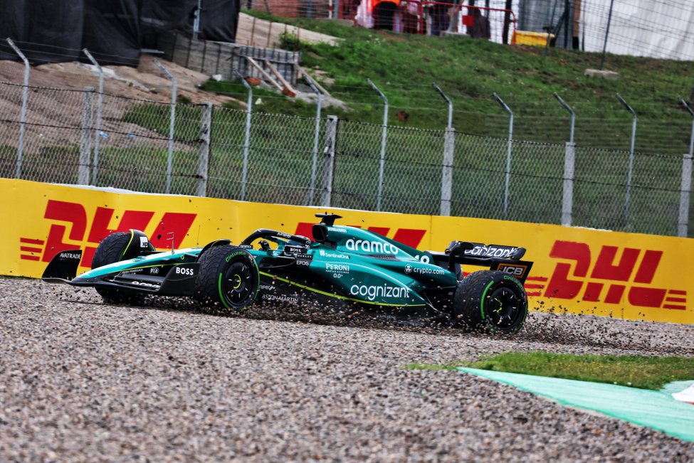 F1 Lance Stroll Aston Martin gravel trap grindbak 2023 Spanish Grand Prix