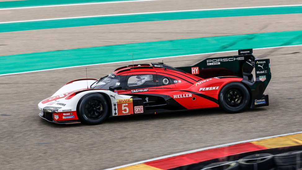 © Juergen Tap / Hoch Zwei / Porsche