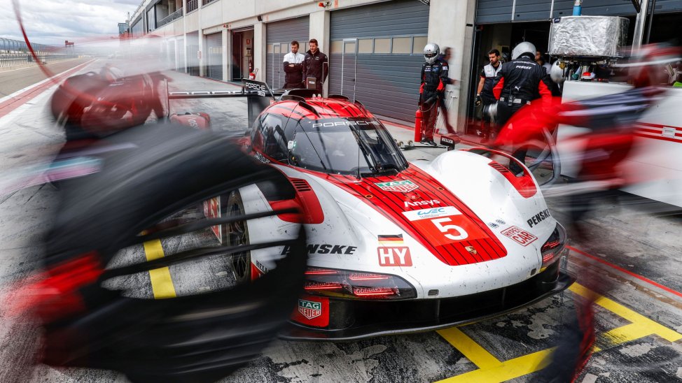 © Porsche / Juergen Tap