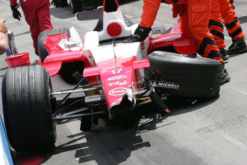 F1 F1-bolide van Ralf Schumacher tijdens de Grand Prix van Indianapolis in 2005.