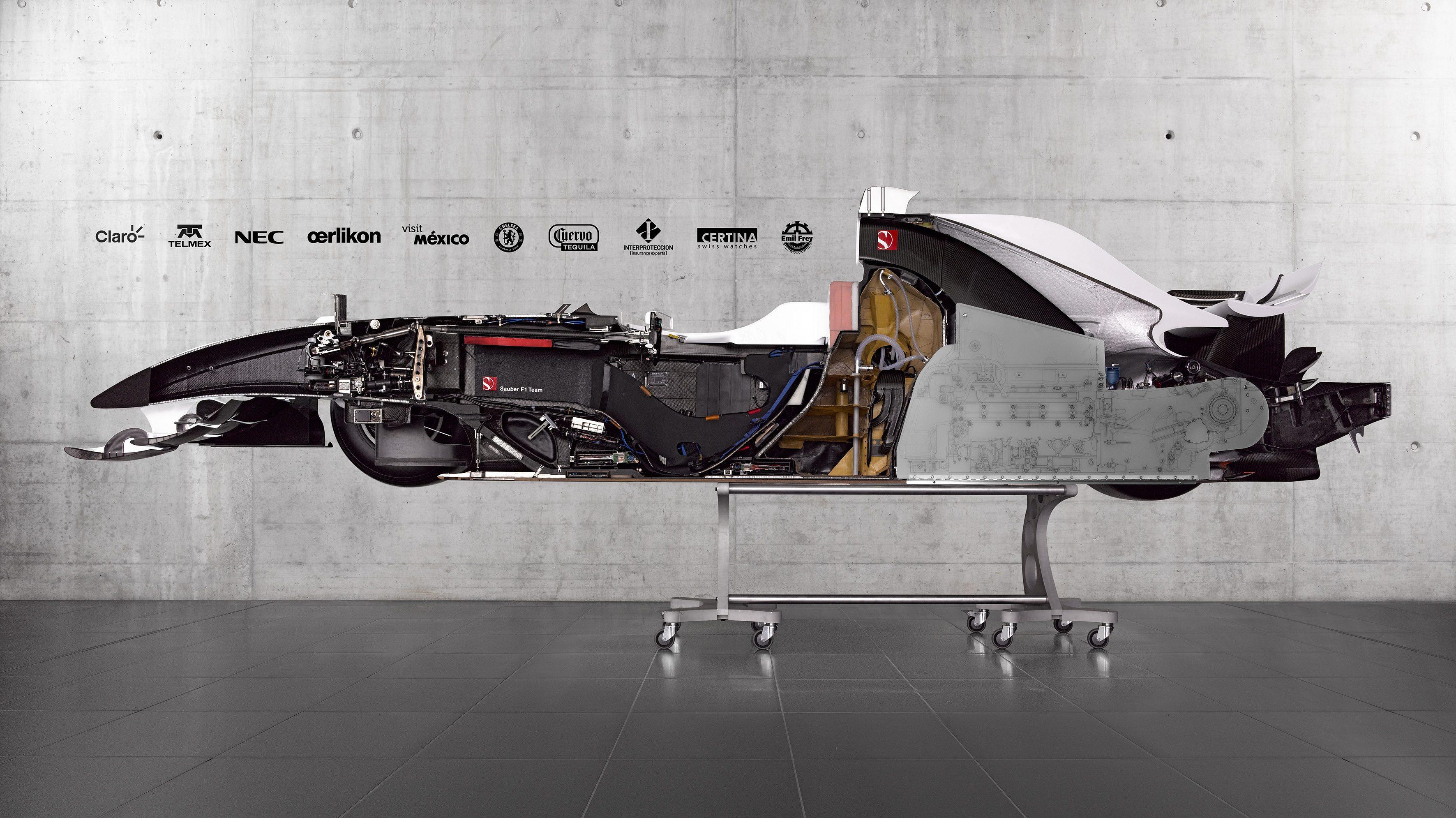 Video: This is what a F1 car looks like after being split in half ...
