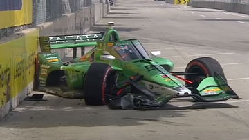 Video: Grosjean crashes in IndyCar qualifying