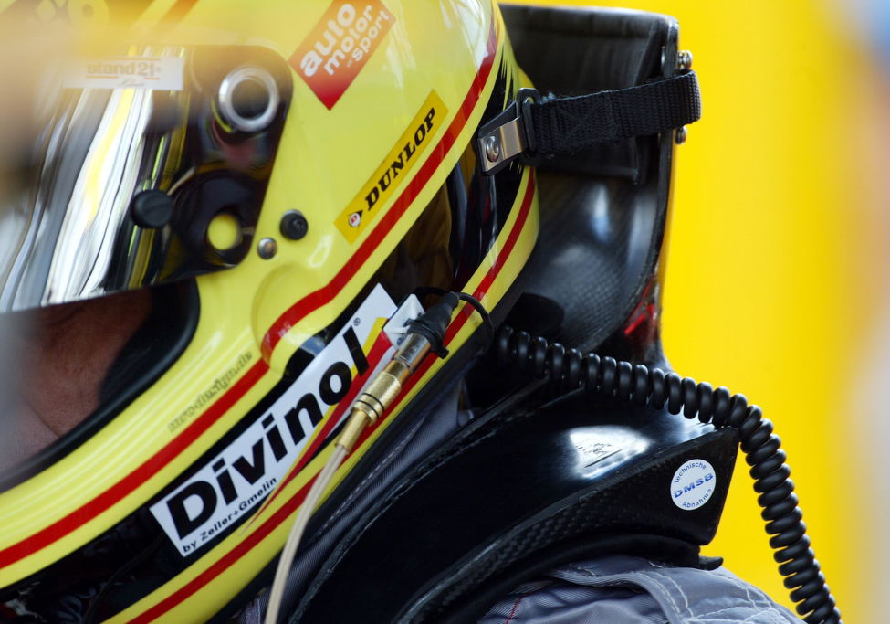 HANS (Head and Neck Support) system F1