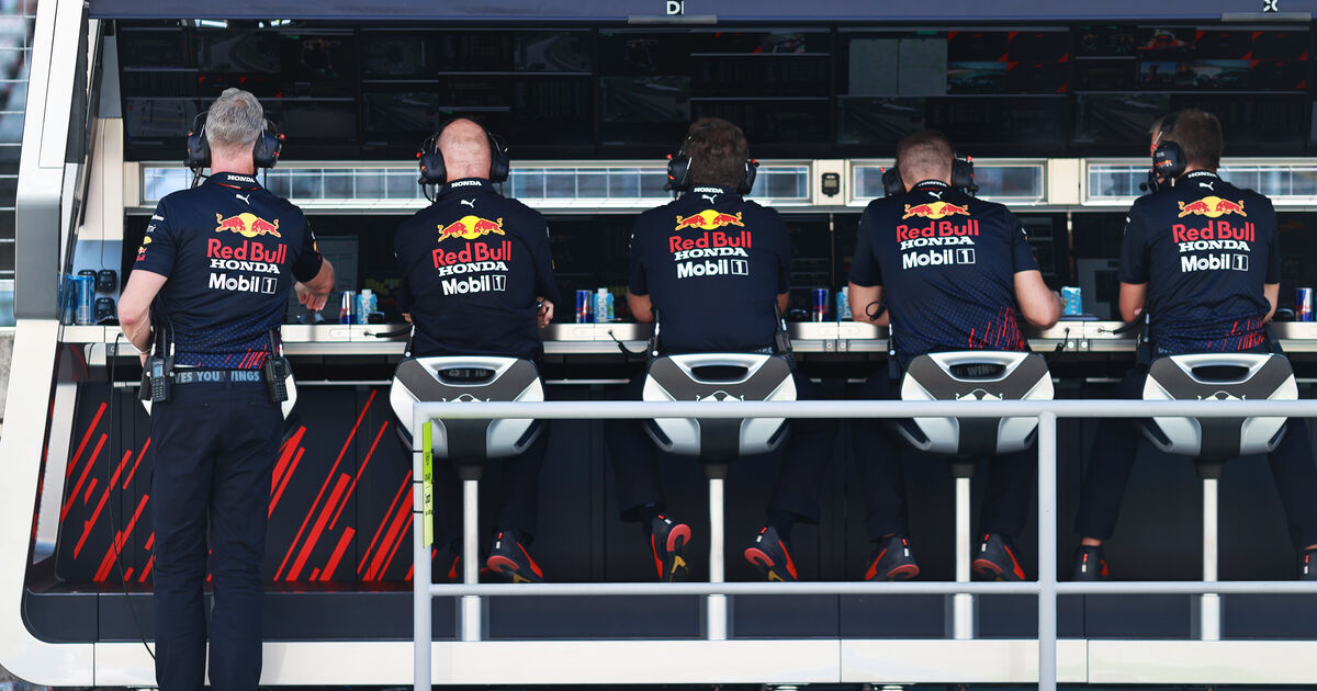 Video Take a tour of Red Bull's new pit wall RacingNews365