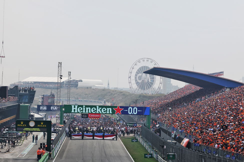 De start van de F1 GP van Nederland in 2022.