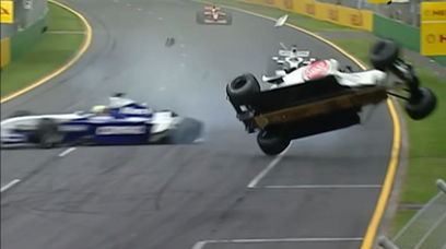 Villeneuve schumacher crash screenshot